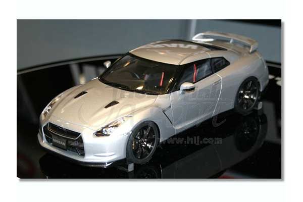 Nissan GT-R 2008 (Tamiya 24300) 1/24