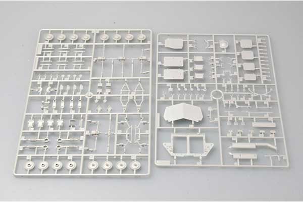 LAV-R машина эвакуации (Trumpeter 00370) 1/35