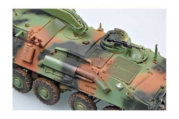 LAV-R машина эвакуации (Trumpeter 00370) 1/35