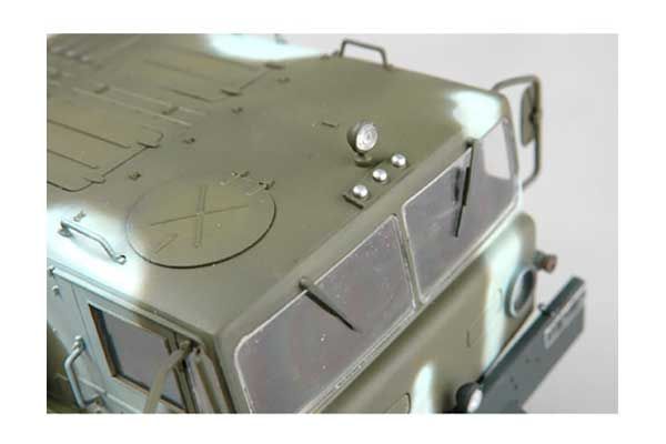 КЗКТ-537Л аеродромний тягач (TRUMPETER 01005) 1/35