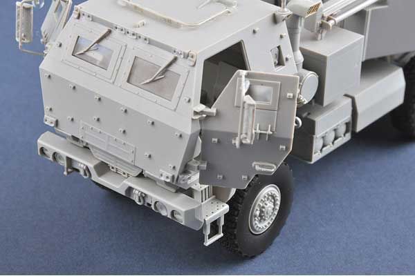 M142 HIMARS (TRUMPETER 01041) 1/35