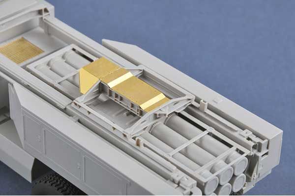 M142 HIMARS (TRUMPETER 01041) 1/35
