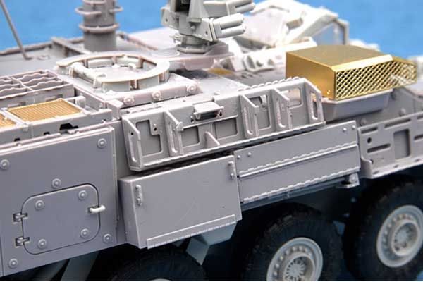 M1135 Stryker NBC RV (Trumpeter 01560) 1/35