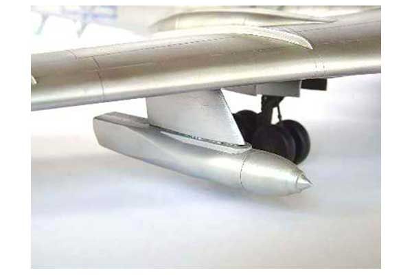 XIAN JHU-6 (Trumpeter 01614) 1/72