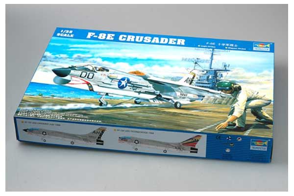 F-8E Crusader (Trumpeter 02272) 1/32