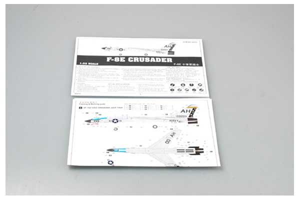 F-8E Crusader (Trumpeter 02272) 1/32