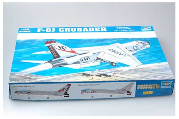 F-8J Crusader (Trumpeter  02273) 1/32