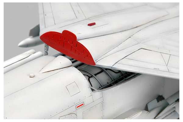 F-8J Crusader (Trumpeter  02273) 1/32