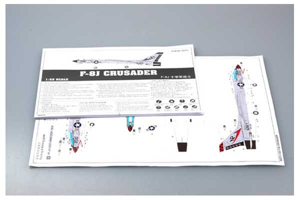 F-8J Crusader (Trumpeter  02273) 1/32