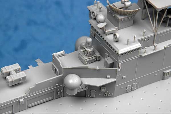 USS Wasp LHD-1 (Trumpeter 05611) 1/350