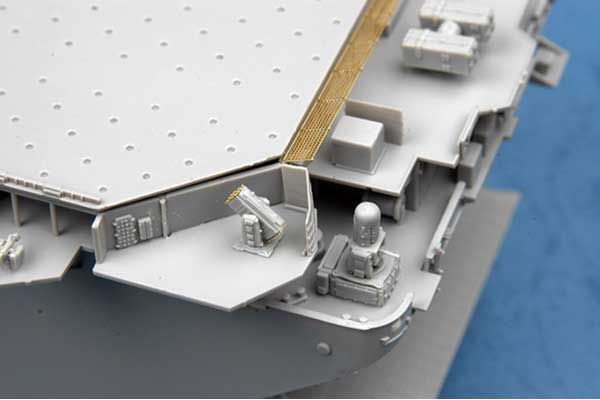 USS Wasp LHD-1 (Trumpeter 05611) 1/350