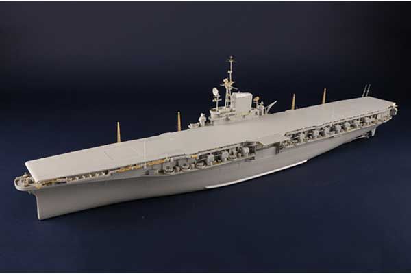 USS Midway CV-41 (Trumpeter 05634) 1/350
