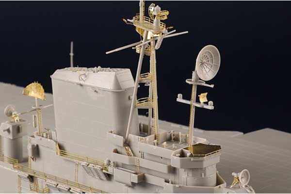 USS Midway CV-41 (Trumpeter 05634) 1/350