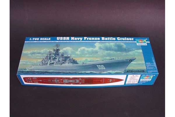 Лінійний крейсер ВМФ СРСР "Фрунзе" (Trunpeter 05708) 1/700
