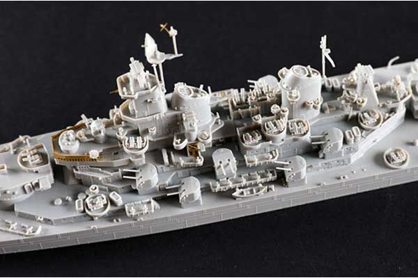 USS Missouri BB-63 (Trumpeter 06748) 1/700
