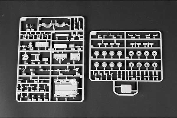 МАЗ-537Г пізнього виробництва з напівпричепом ЧМЗАП-5274Г (Trumpeter 07195) 1/72