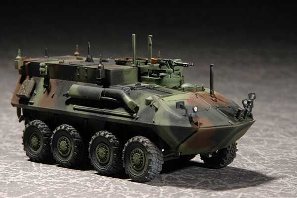 LAV-C2 (Command & Control) (Trumpeter 07270) 1/72