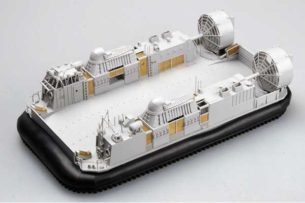 LCAC катер на воздушной подушке (Trumpeter 07301) 1/72