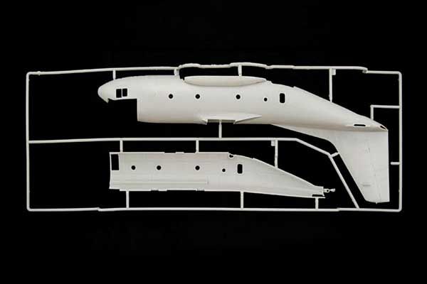 G.222 Panda / C-27A "Chuck" (ITALERI 1311) 1/72