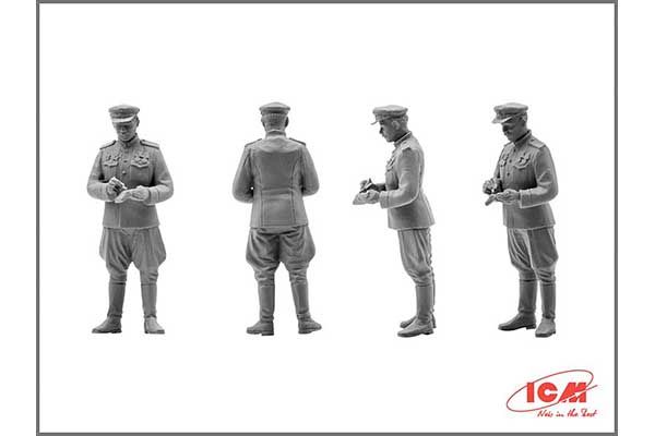У-2/По-2ВС з радянськими пілотами і техніками (1943-1945 р) (ICM 48254) 1/48