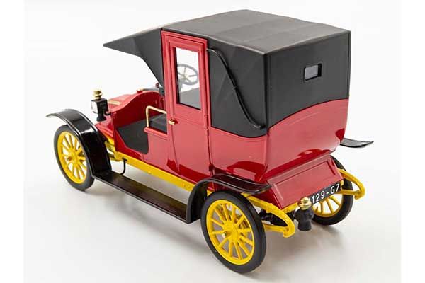 Парижское такси Тип AG 1910 г. (ICM 24030) 1/24