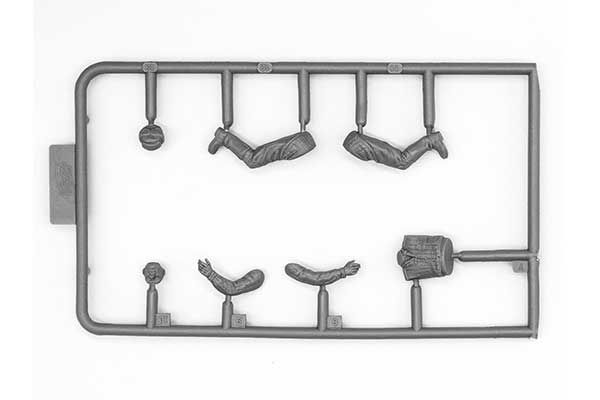 Studebaker US6 з радянськими водіями II СВ (ICM 35510) 1/35