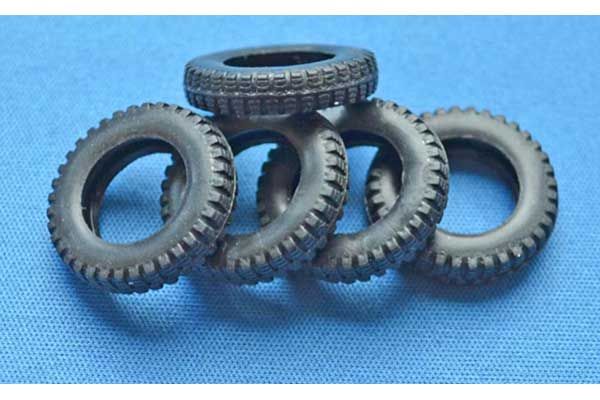 0,5T Легкий внедорожник 4X4 (Type 183) Iltis (ACE 35101) 1/35