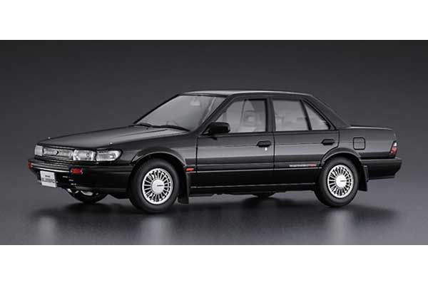 NISSAN BLUEBIRD 4Door Sedan (HC33 Hasegawa 21133) 1/24