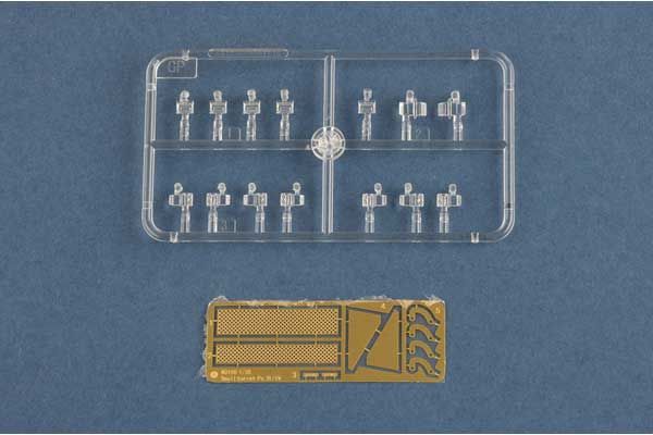 German Pz.Kpfw.III/IV auf Einheitsfahrgestell (Small Turret) (Hobby Boss 80151) 1/35