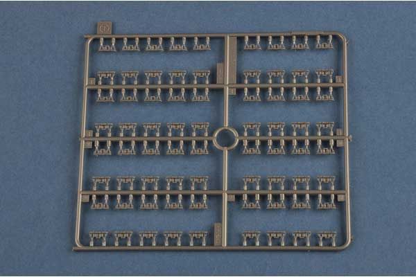 German Pz.Kpfw.III/IV auf Einheitsfahrgestell (Small Turret) (Hobby Boss 80151) 1/35