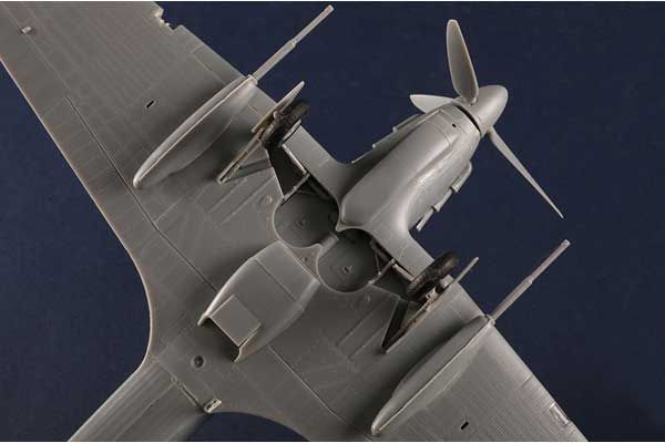 "HURRICANE" Mk.ⅡD/TROP (Hobby Boss 81780) 1/48