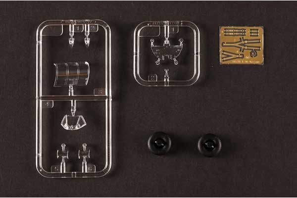 "HURRICANE" Mk.ⅡD/TROP (Hobby Boss 81780) 1/48