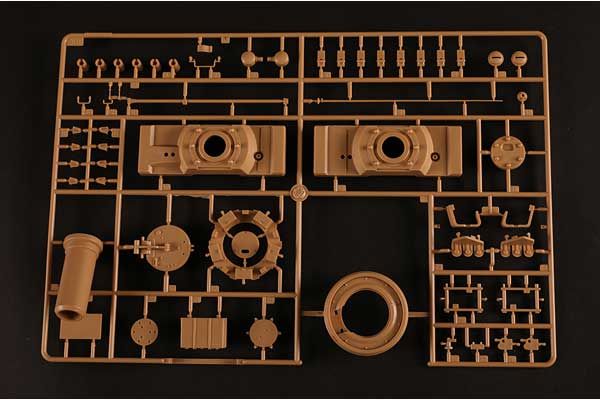 Pz.Kpfw. VI Tiger 1- Early (Hobby Boss 82607) 1/16
