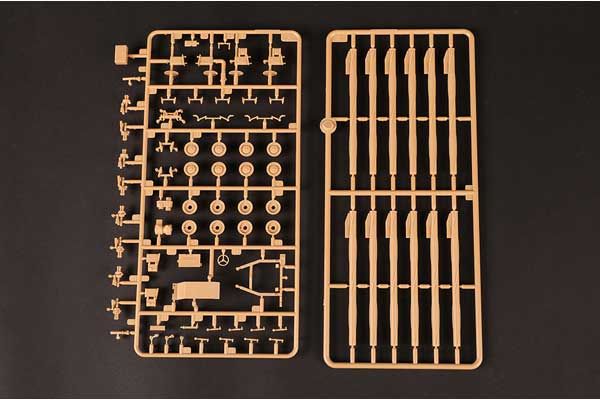 9A52-2 РСЗВ  «Смерч-М» 9к58 (Hobby boss 82940) 1/72