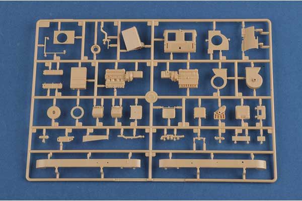 Французский R35 с башней FCM (Hobby Boss 83894) 1/35