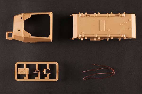 German Pz.Sfl.IVa Dicker Max (Hobby Boss 84835) 1/48