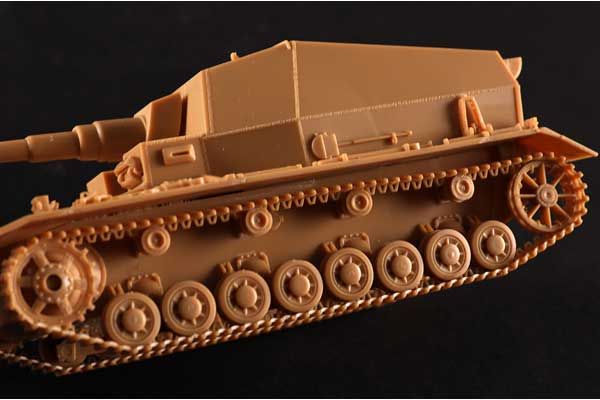 German Pz.Sfl.IVa Dicker Max (Hobby Boss 84835) 1/48