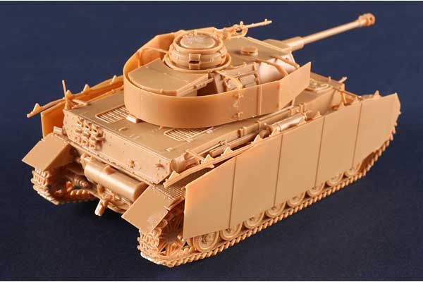 German Pzkpfw IV Ausf.H Средний танк (Hobby Boss  84841) 1/48