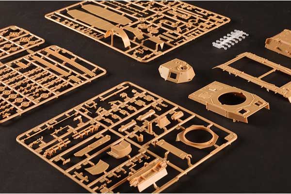 German Pz.Kpfw. IV Ausf.J (Hobby boss 84842) 1/48