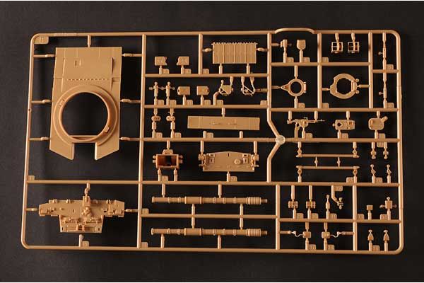 British Challenger II [OP.Telic ] Iraq 2003 (Hobby boss 84853) 1/48
