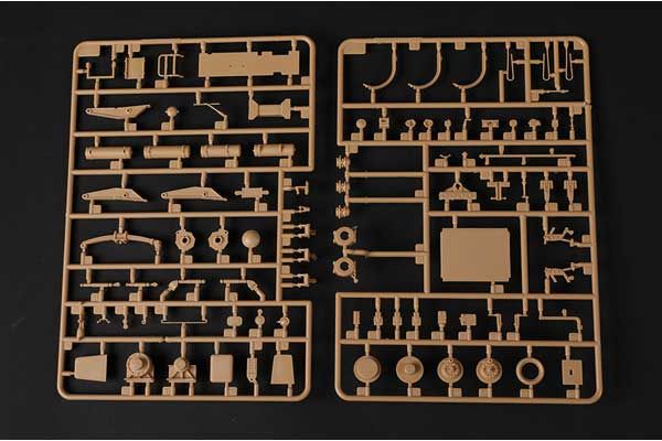 M1070 Dump Truck (Hobby boss 85526) 1/35