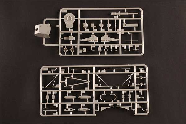 HMS Lord Clive (Hobby boss 86518) 1/350
