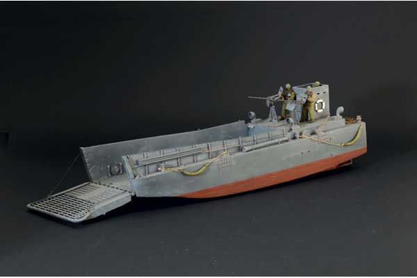 LCM 3 (Italeri 6755) 1/35