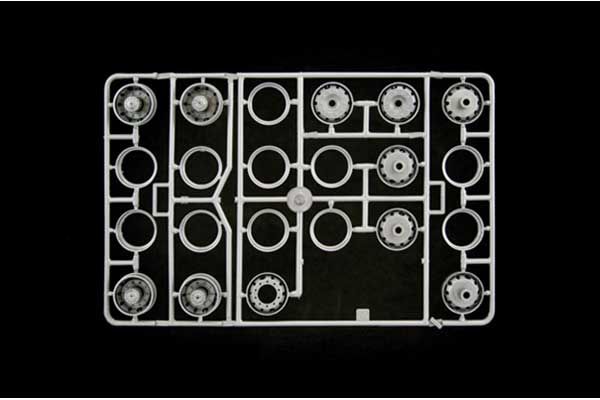 Scania 142H 6x2 Canvas (Italeri 90762) 1/24