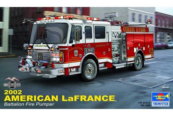 American LAFRANCE 2002 (Trumpeter 02506) 1/25