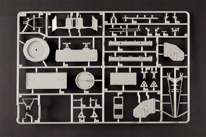 Schwerer Zugkraftwagen 18 t with 6 t Billstein-Crane, Sd.Kfz.9/1 (Trumpeter 09576) 1/35 Schwerer Zugkraftwagen 18 t with 6 t Billstein-Crane, Sd.Kfz.9/1 (Trumpeter 09576) 1/35